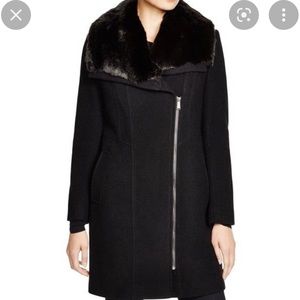 Donna Karan wool coat faux fur collar